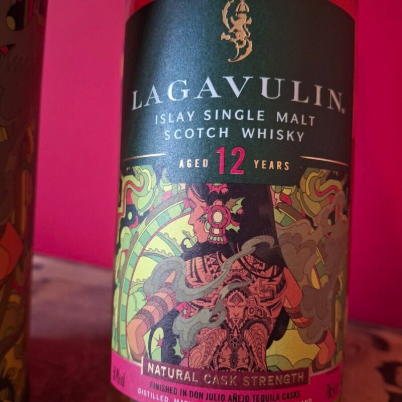 Lagavulin 12Yo Ink Of Legends Special 2023