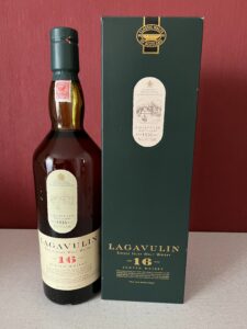 Lagavulin · 16 White Horse
