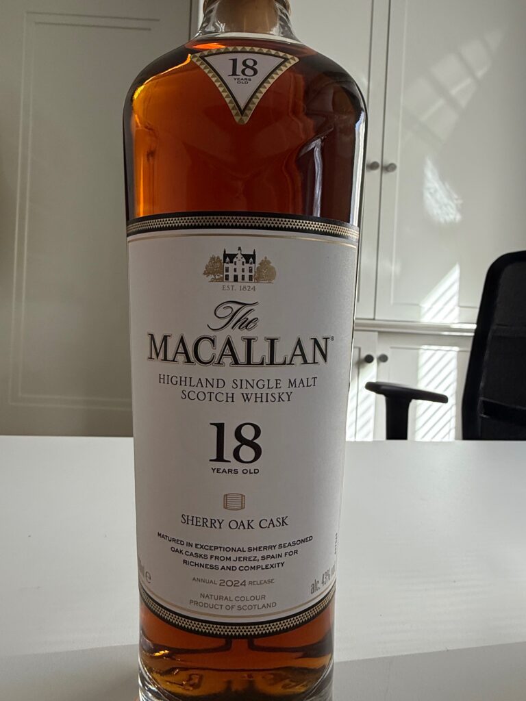 Gallery image for Macallan - Macallan 18 YO Sherry Oak Cask