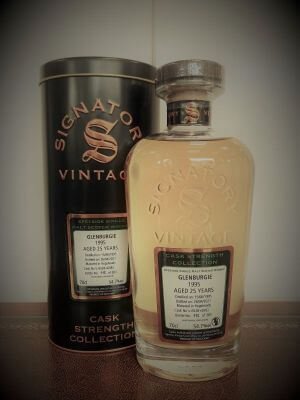 Bewerkte foto van een whiskyfles